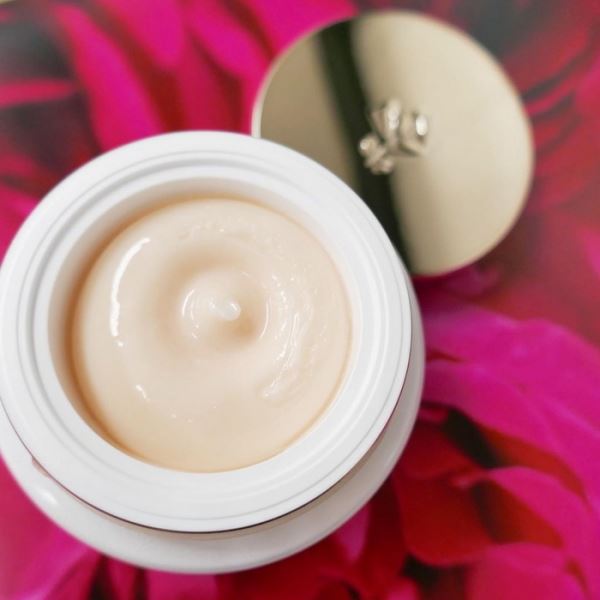 Новый крем для лица Lancome Absolue White Aura Cream 2019